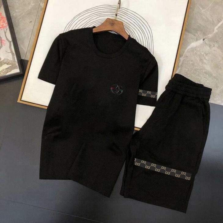 Picture of Gucci Shirt Pant Suits _SKUGucciM-3XL12yx1121602
